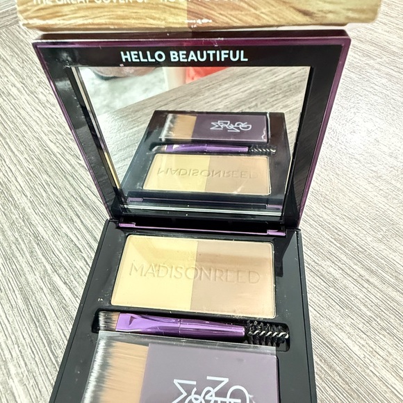 NIB Madison Reed The Great Cover Up Blonde Makeup - Picture 2 of 4